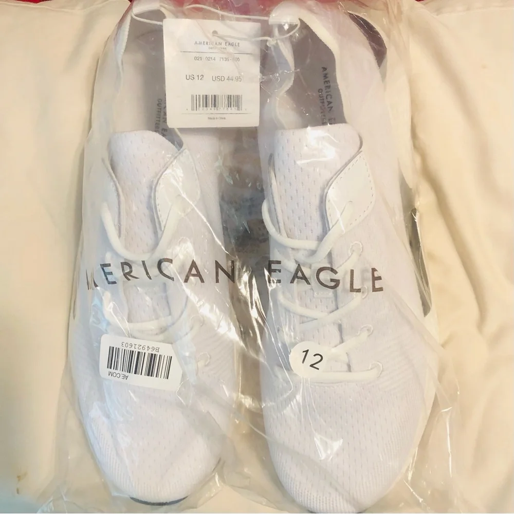 Athletic American Eagle Mens fashionable white running shoes Size 12 - Picture 12 of 15